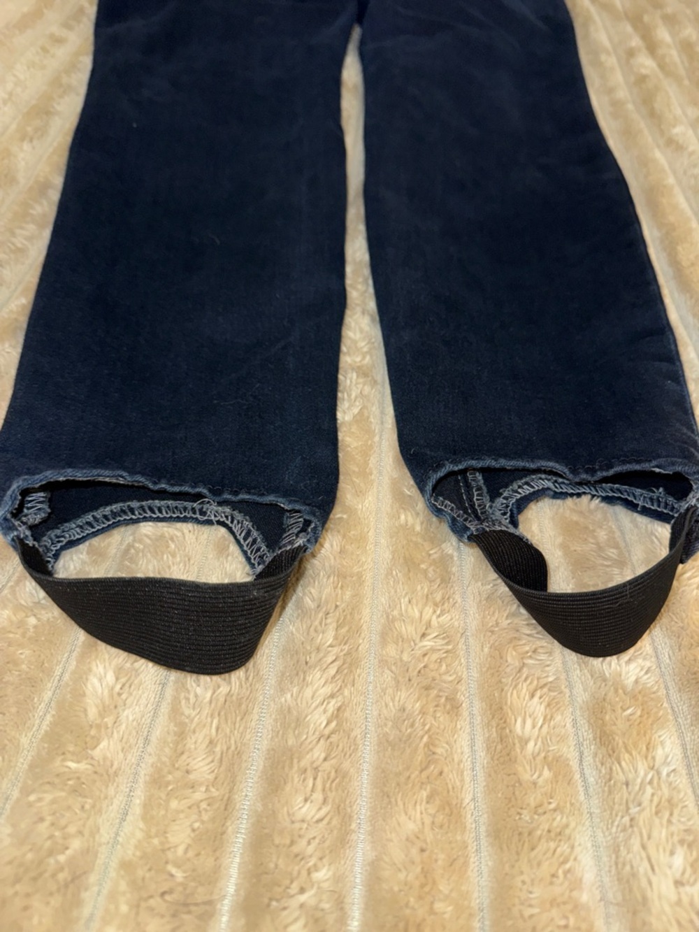 Signature Studio Women's Navy 5 Pocket STIRRUP Jeans Size 12 Wear w/ boots - Picture 4 of 9